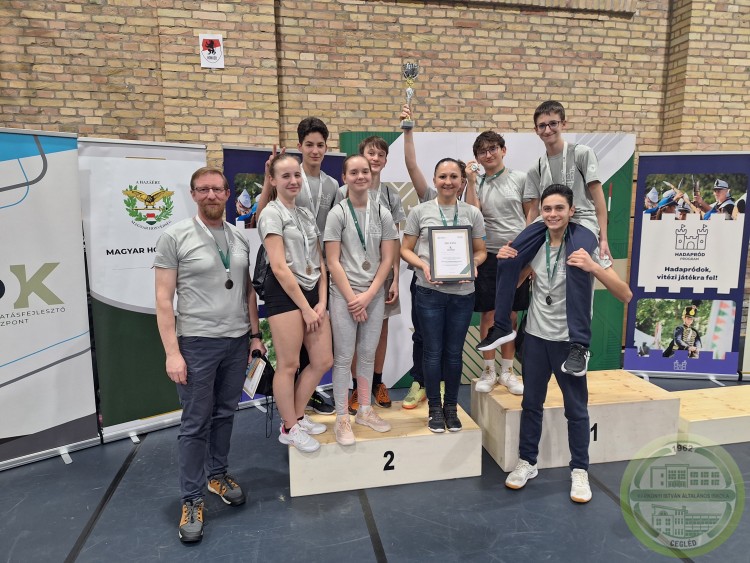 Országos siker - II. hely a Hadapród program döntőjén!